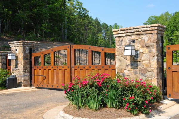 Saint Paul Driveway Gate Service